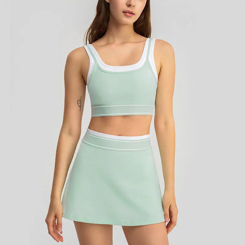 Women's 2-piece Tennis Set, Sports Bra, Tennis Skirt, Built-in Shorts, Breathable, Quick-drying, Suitable for Yoga and Gyms.